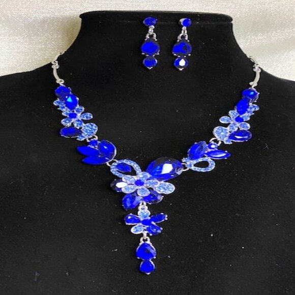 💖NEW! Shimmering & Vibrant Necklace Set in Royal Blue, CZs. 20 in NS. - Picture 1 of 3